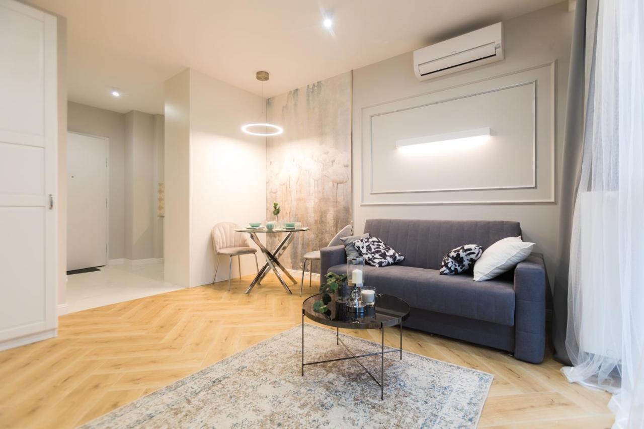 Targowa Bright Studio By Sofija Varšava Exteriér fotografie