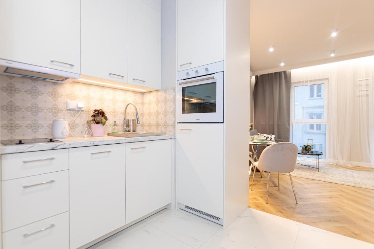 Targowa Bright Studio By Sofija Varšava Exteriér fotografie